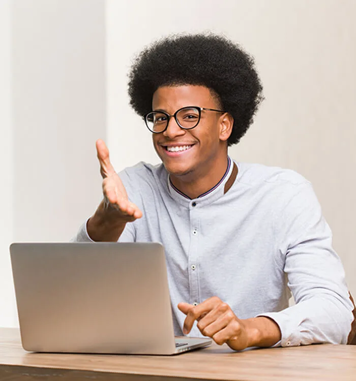 احصل على وصول فوري إلى مخيمات تطوير الذات المجانية